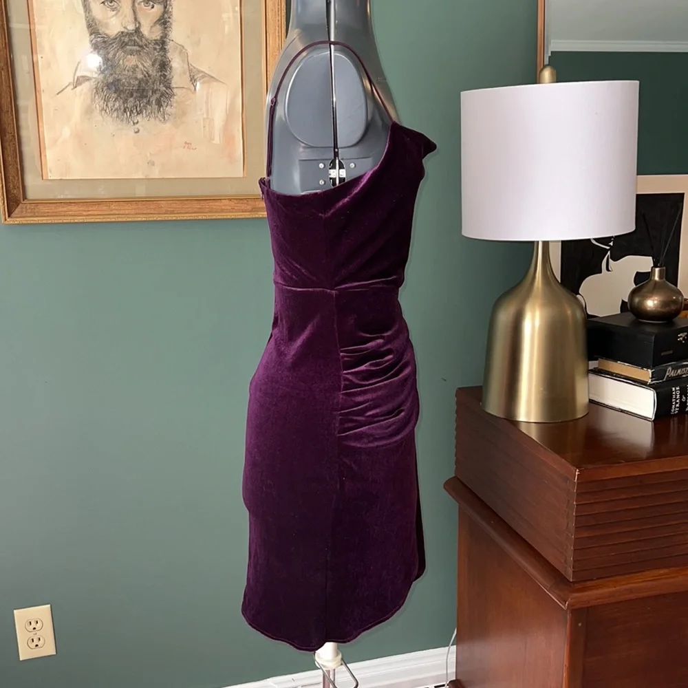 Lulu’s Living It Luxe Dark Purple Velvet Tulip Dress Size XS - Picture 6 of 9